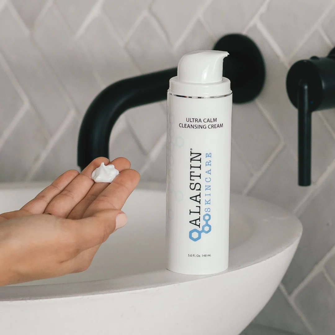 Ultra Calm Cleansing Cream - Image 5